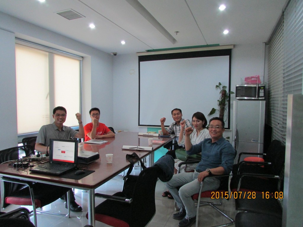 INNODIS工廠CEO Hea Shin Park、總經(jīng)理Sun WookKim等人專(zhuān)程來(lái)我司交流考察